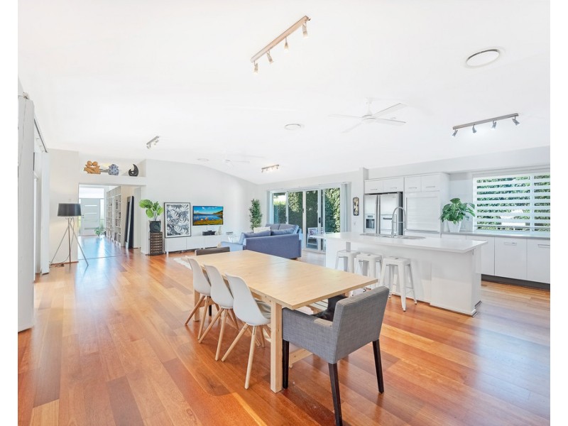 2 Wellington Road, Murrumba Downs QLD 4503