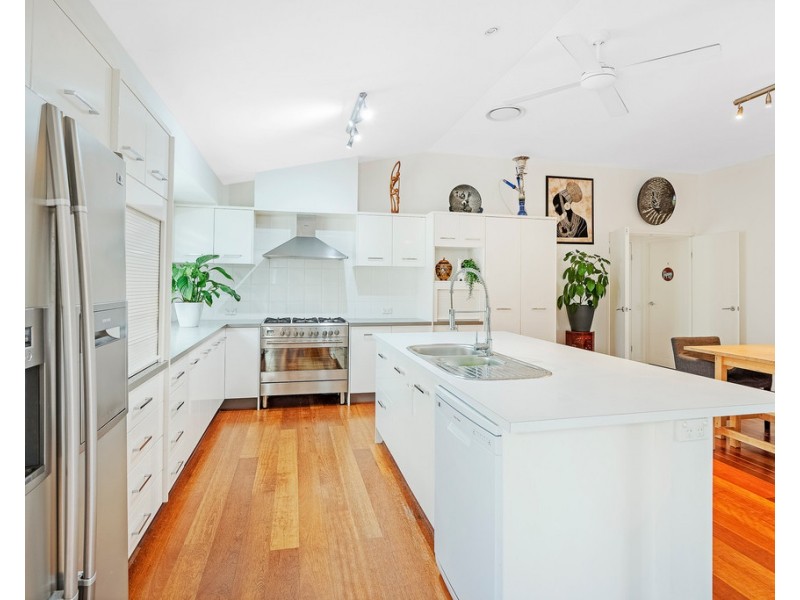 2 Wellington Road, Murrumba Downs QLD 4503