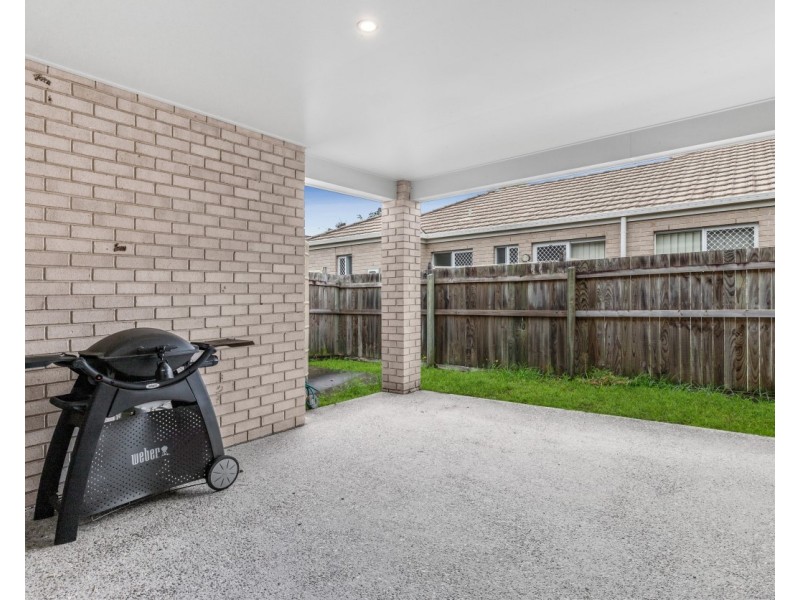 37 Holly Crescent, Griffin QLD 4503