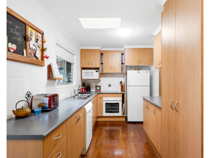 38 Beeville Road, Petrie QLD 4502