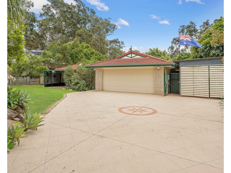 3 Ken Duncombe Drive, Cashmere QLD 4500