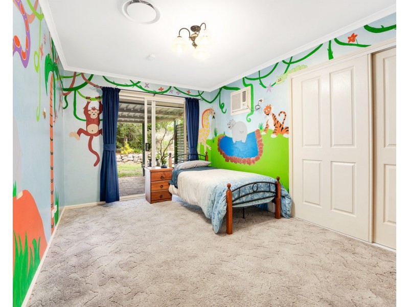 3 Ken Duncombe Drive, Cashmere QLD 4500