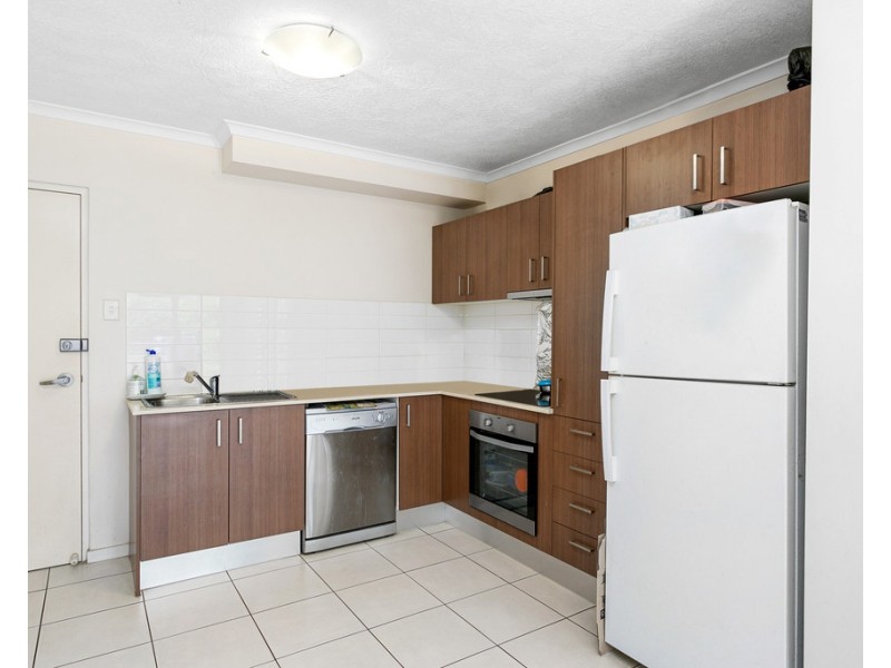 1/3 Wickham St, Newmarket QLD 4051