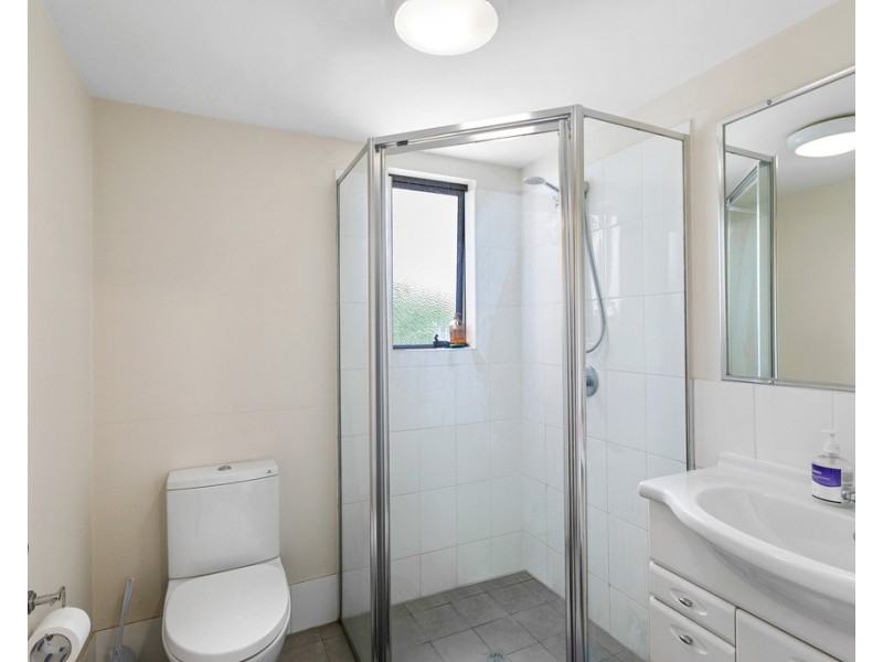 1/3 Wickham St, Newmarket QLD 4051