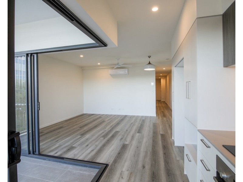 44 Latham Street, Chermside QLD 4032