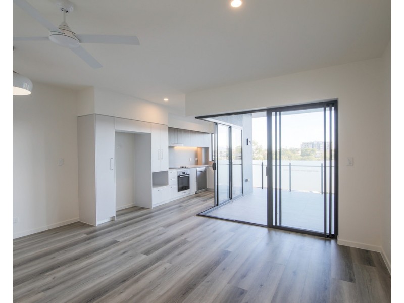 44 Latham Street, Chermside QLD 4032