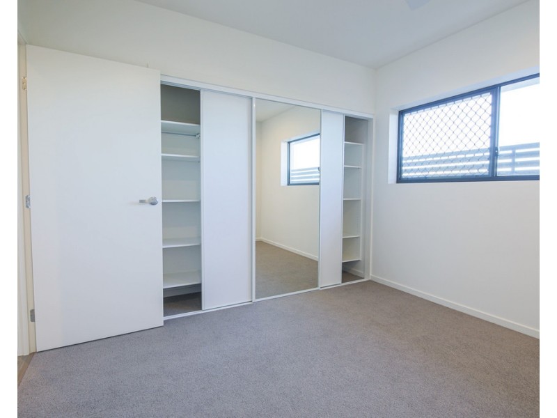 44 Latham Street, Chermside QLD 4032