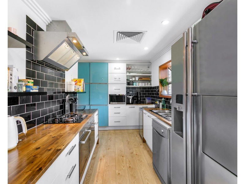 82 Donald Street, Woody Point QLD 4019