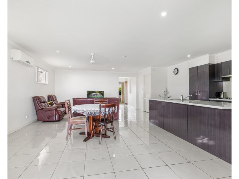 24 Hume Circuit, Warner QLD 4500