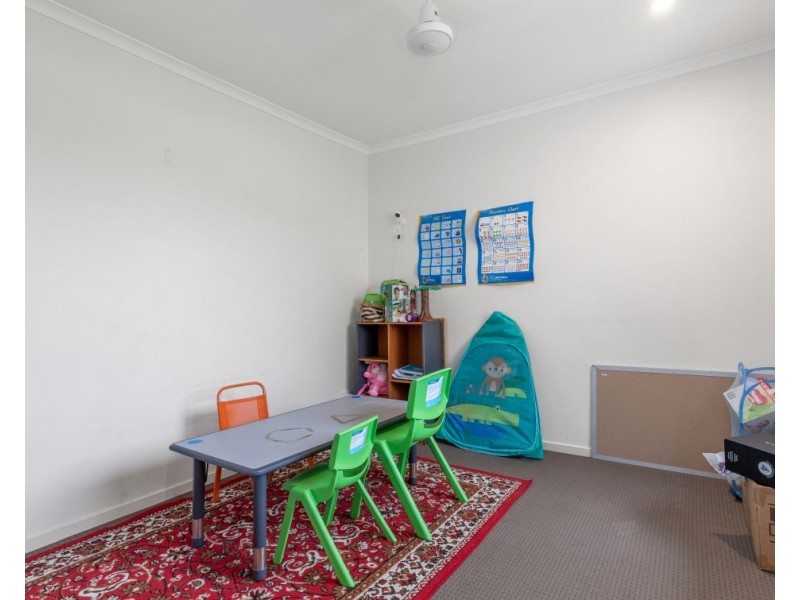 24 Hume Circuit, Warner QLD 4500