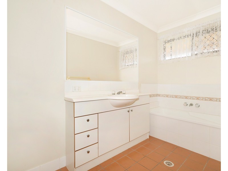 49 Hilltop Place, Banyo QLD 4014