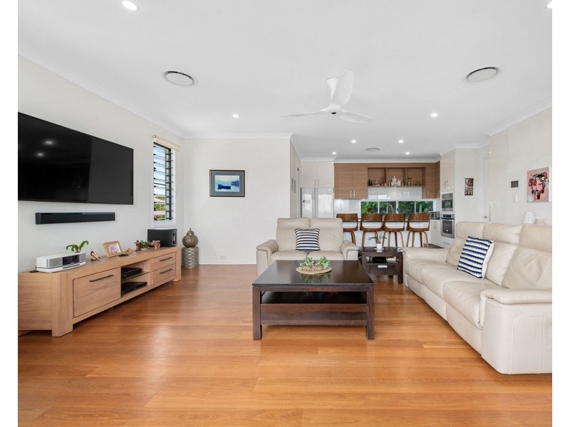 1 Cook Street, Northgate QLD 4013