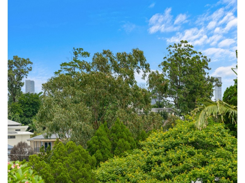 1 Cook Street, Northgate QLD 4013