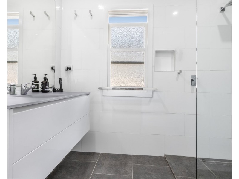 14 Ellerdale Street, Aspley QLD 4034