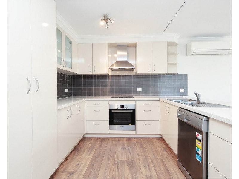 8 Sharon Court, Albany Creek QLD 4035