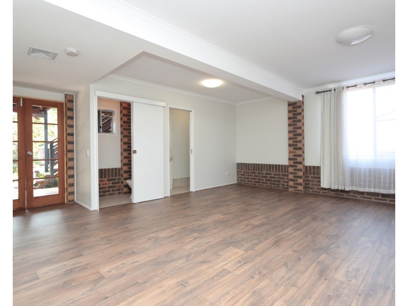 8 Sharon Court, Albany Creek QLD 4035