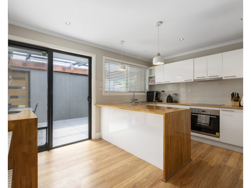 28 Old Northern Road, Albany Creek QLD 4035