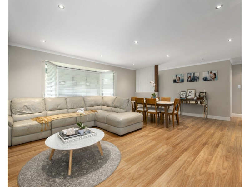 28 Old Northern Road, Albany Creek QLD 4035