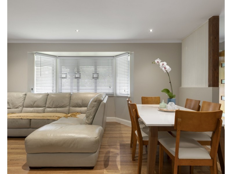 28 Old Northern Road, Albany Creek QLD 4035