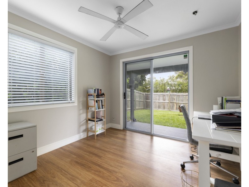 28 Old Northern Road, Albany Creek QLD 4035