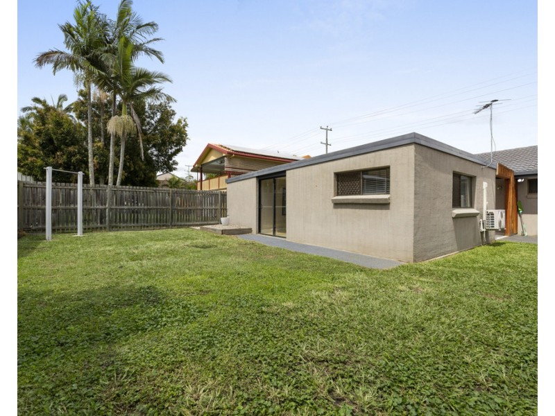 28 Old Northern Road, Albany Creek QLD 4035