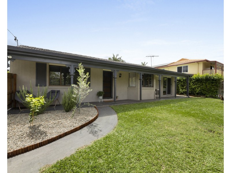 28 Old Northern Road, Albany Creek QLD 4035