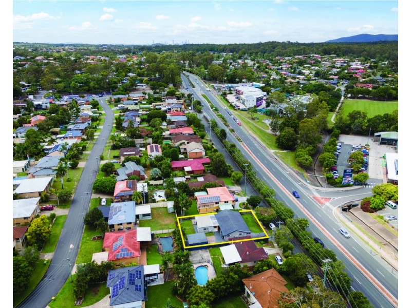 28 Old Northern Road, Albany Creek QLD 4035