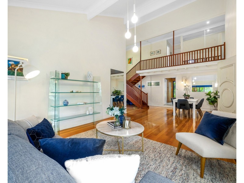 284 Edinburgh Castle Road, Wavell Heights QLD 4012