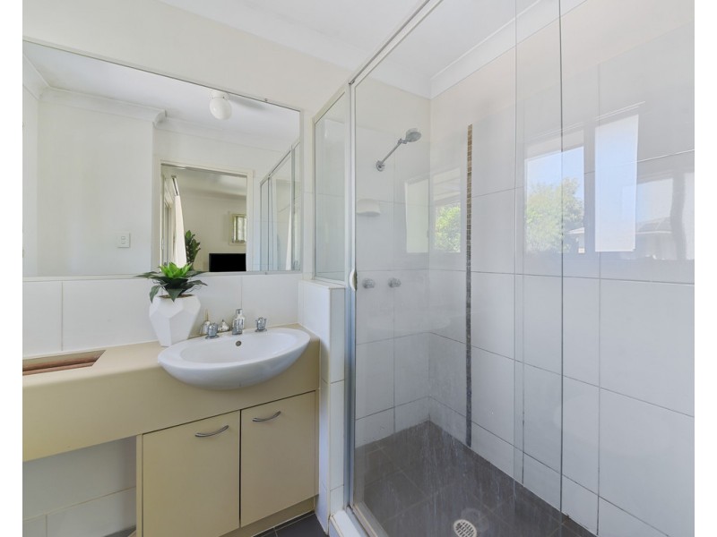 16/6 Myrtle Crescent, Bridgeman Downs QLD 4035