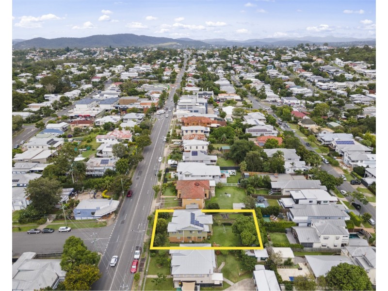 153 Days Road, Grange QLD 4051