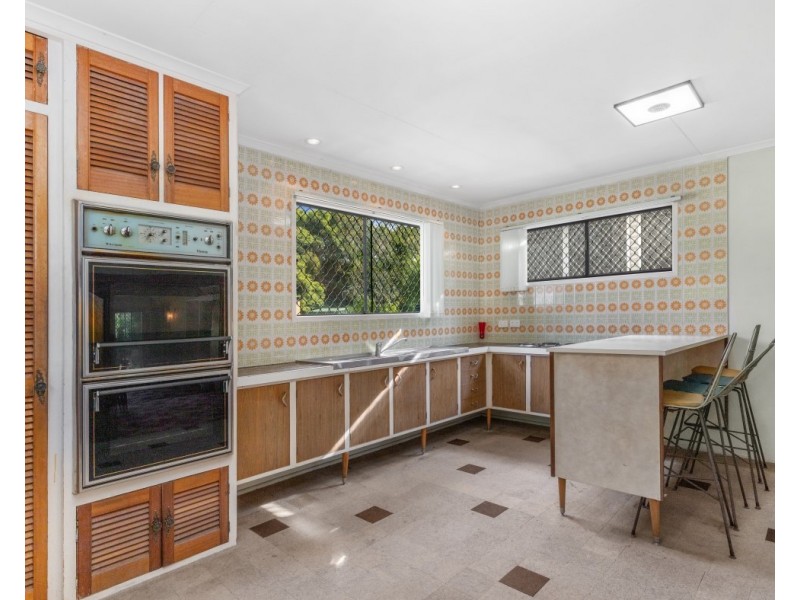 64 Dundalli Street, Chermside West QLD 4032