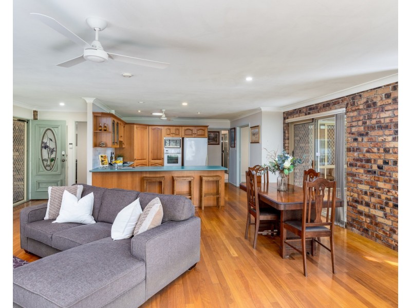 12 Violet Place, Wavell Heights QLD 4012