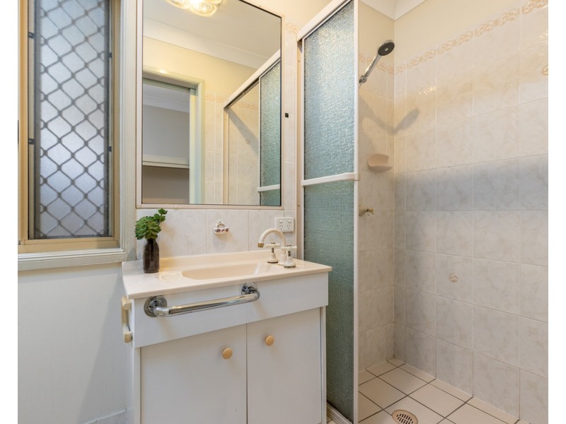 12 Violet Place, Wavell Heights QLD 4012