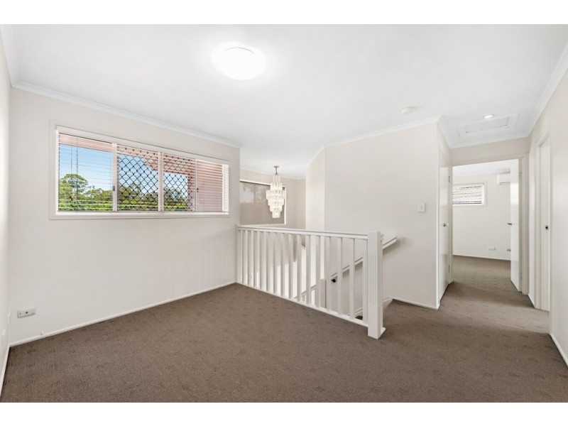 84 Bangalow Street, Bridgeman Downs QLD 4035