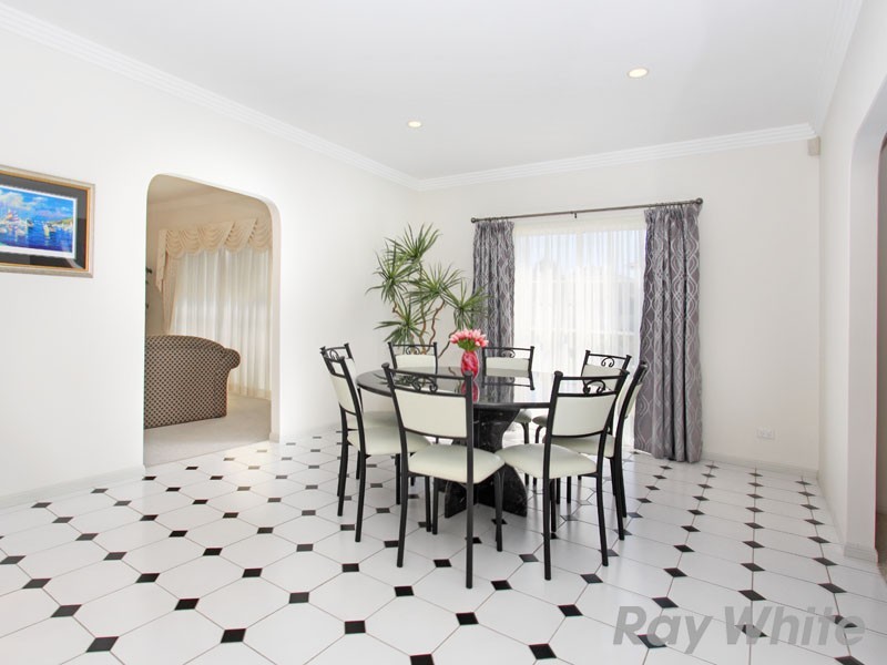 39 Constellation Crescent, Bridgeman Downs QLD 4035