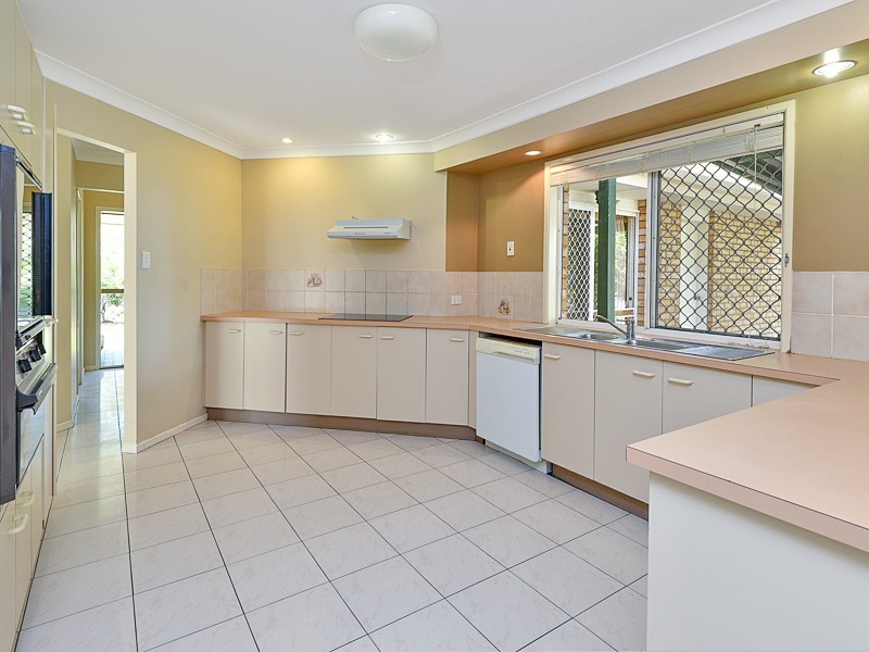 26 Balcara Avenue, Carseldine QLD 4034