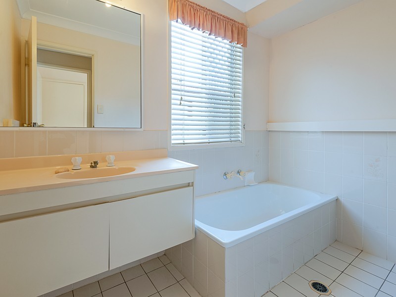 26 Balcara Avenue, Carseldine QLD 4034