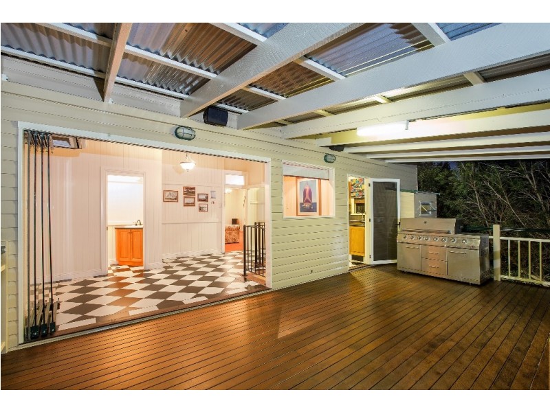 118 Station Road, Deagon QLD 4017