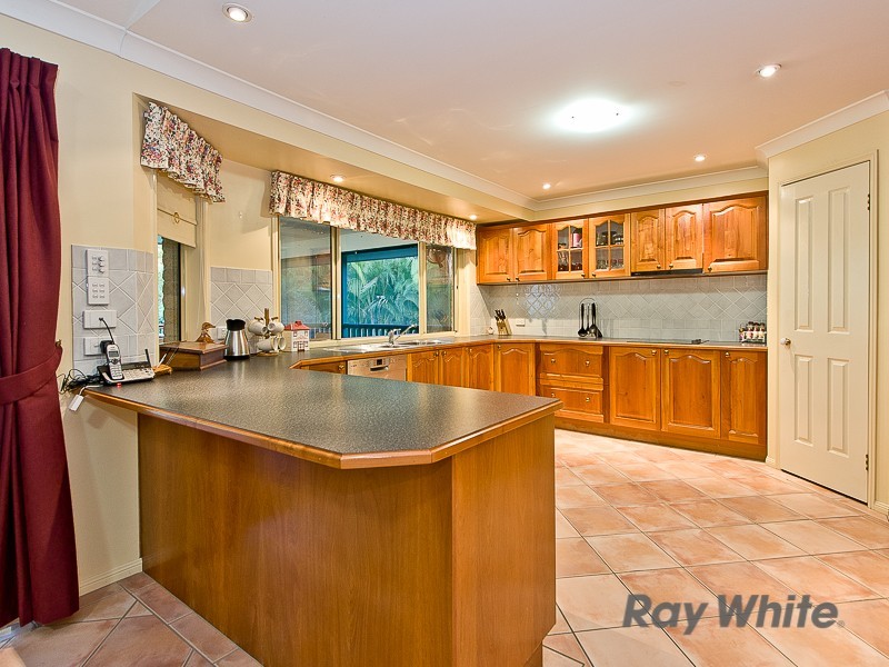 156 Voyager Circuit, Bridgeman Downs QLD 4035