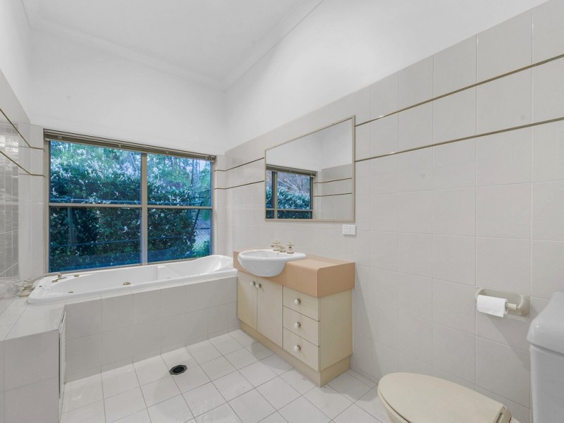 128 Ironwood Street, Aspley QLD 4034