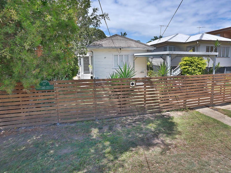 27 Halcomb Street, Zillmere QLD 4034
