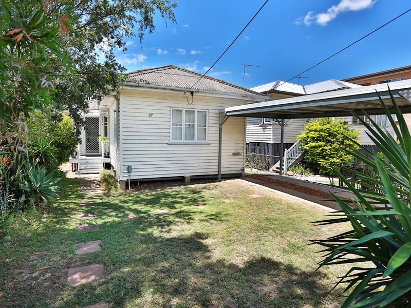 27 Halcomb Street, Zillmere QLD 4034