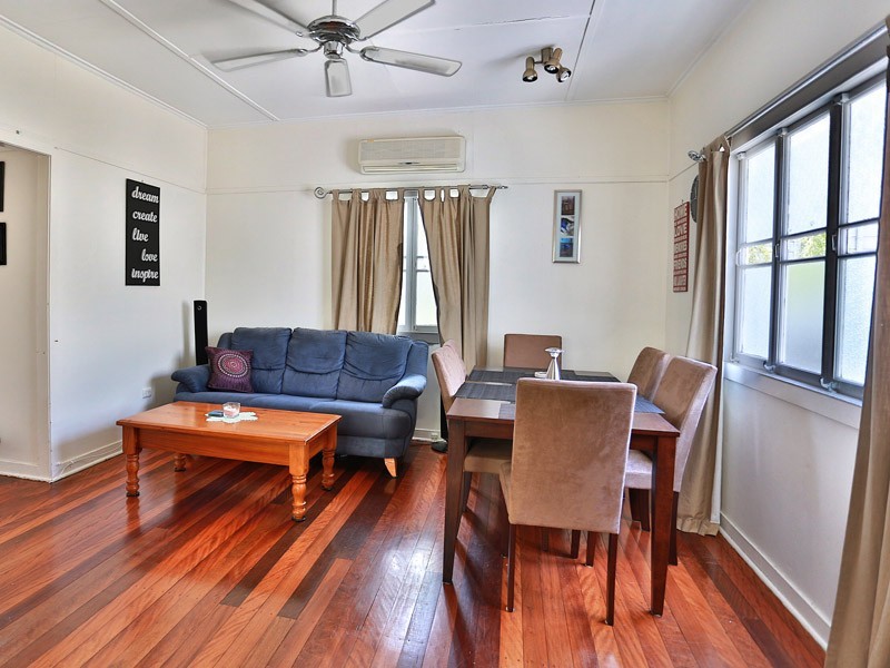 27 Halcomb Street, Zillmere QLD 4034