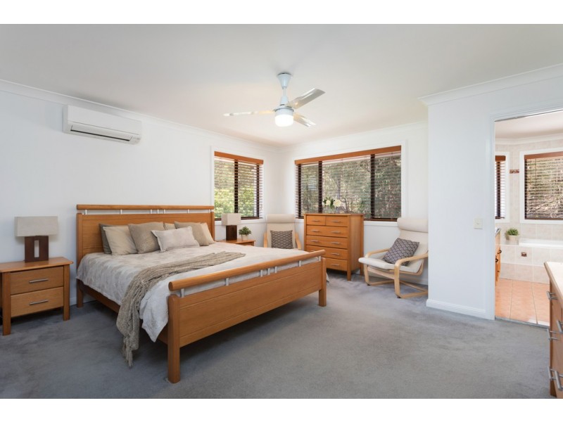 30 Butterfield Place, Chermside West QLD 4032