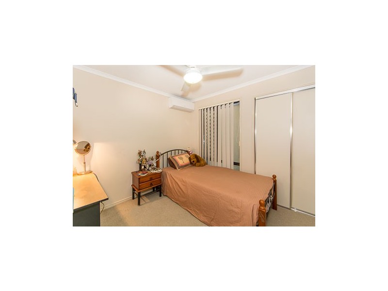 8 Manor Street, Taigum QLD 4018