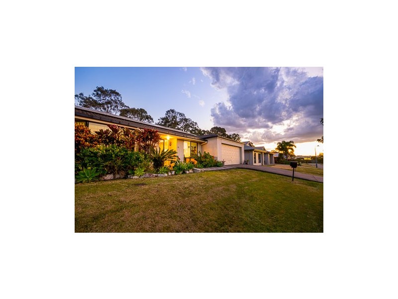 8 Manor Street, Taigum QLD 4018