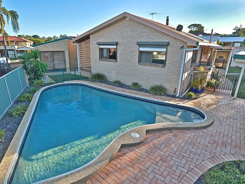 18 Ardcarn Street, Bracken Ridge QLD 4017