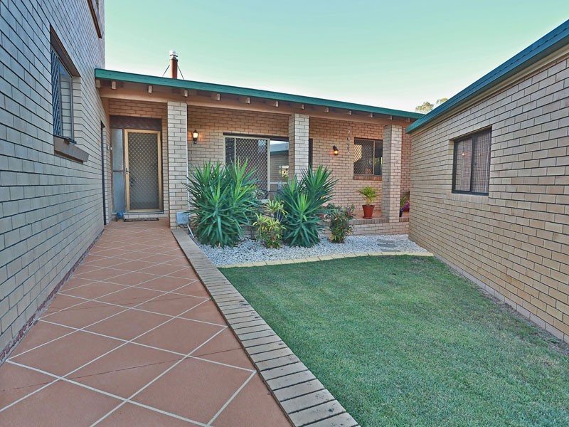 18 Ardcarn Street, Bracken Ridge QLD 4017