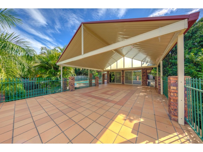 22 Queen Elizabeth Drive, Eatons Hill QLD 4037