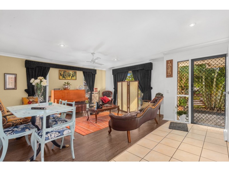 25 Groves Crescent, Boondall QLD 4034